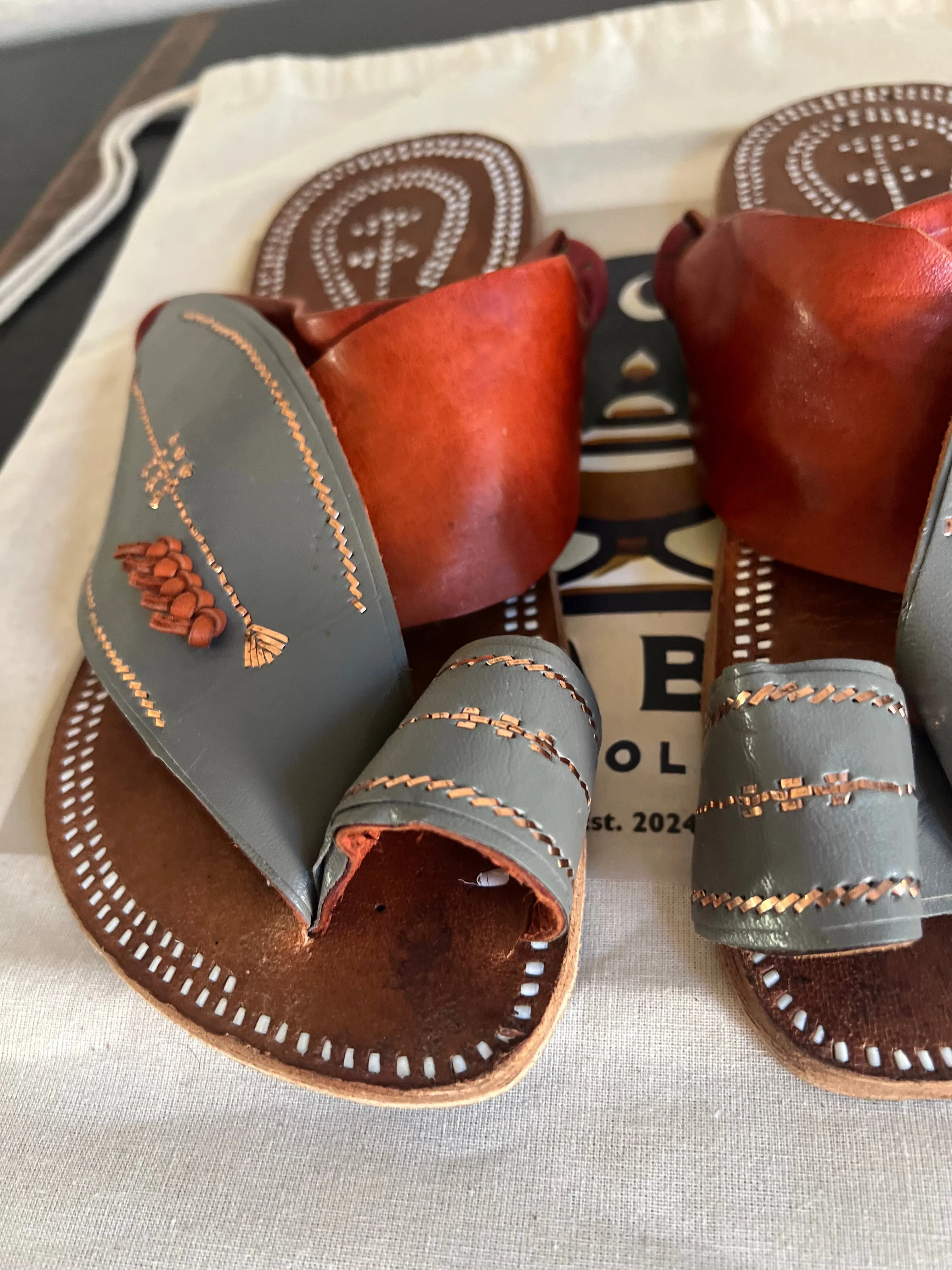 Boho Camel Leather Sandals | Handmade Arabian Sandals with White Stitching | Unisex Gift for Him or Her | Heritage Spring Footwear