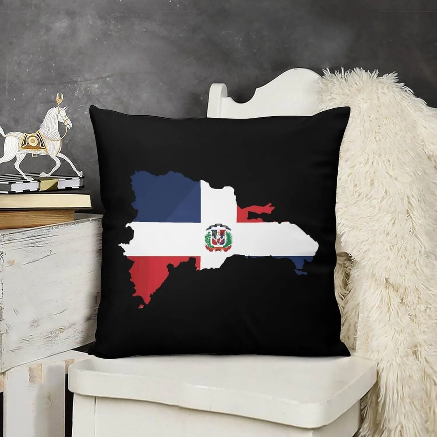 Dominican Republic Map Flag Plush Pillow Cases Soft Pillow Covers Smooth Cushion Covers for Sofa Bed Set of 4 22 "x22