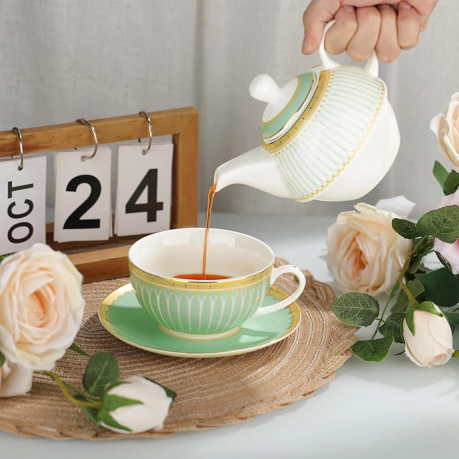 fanquare Tea for One with Gold Trim, Green Teapot Set for Adults, Ceramic Coffee Cup with Saucer, Classic Stripes