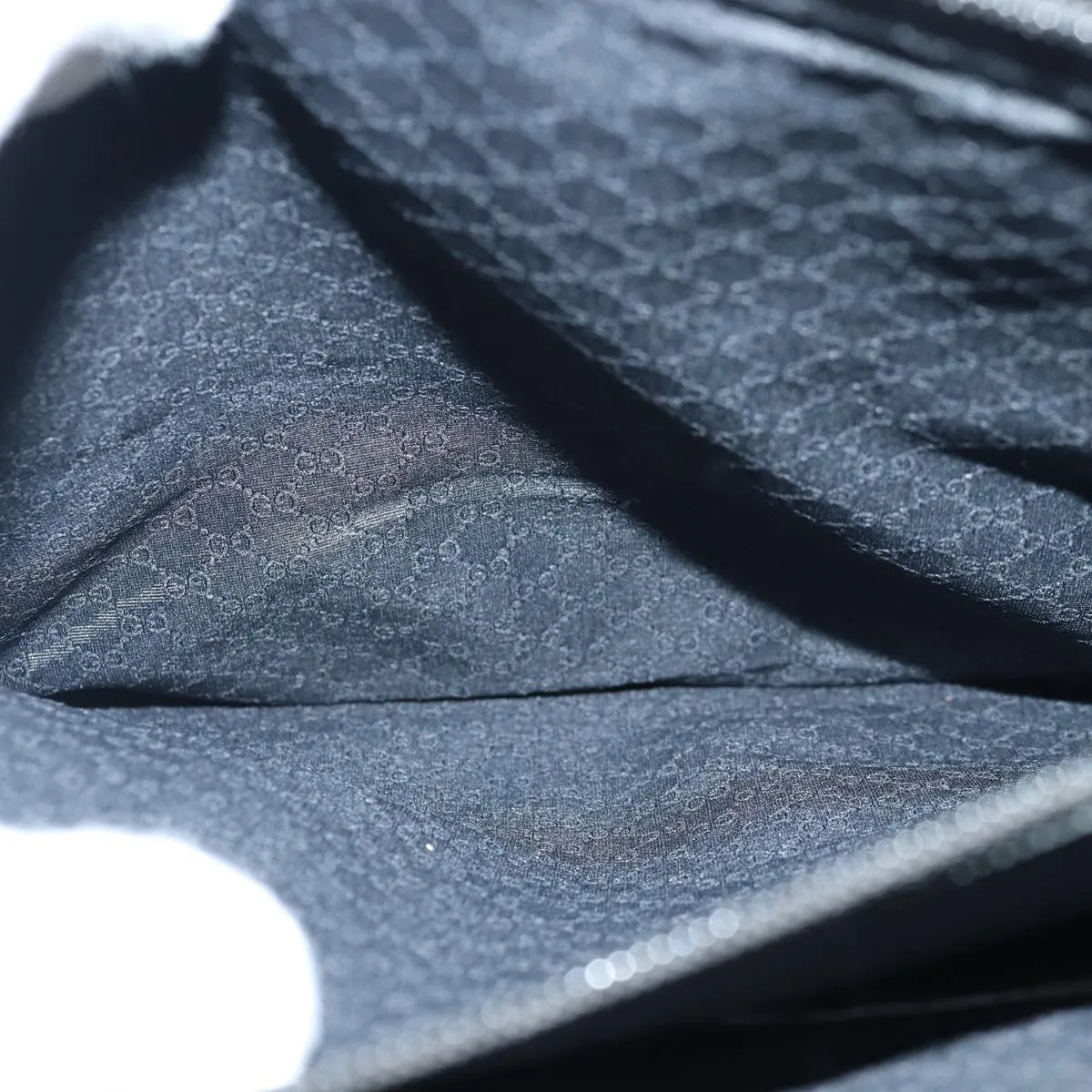 GUCCI & Cutting-edge Quick resolution Attaches Briefcases