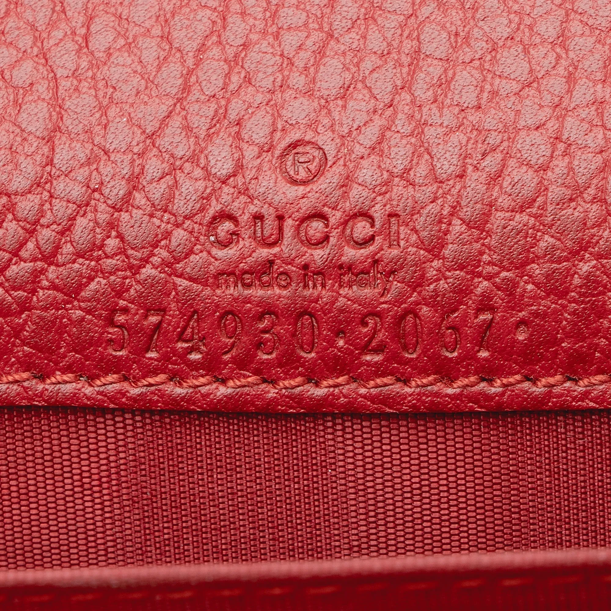 Gucci Grained Leather Dionysus Card Case Chain Bag