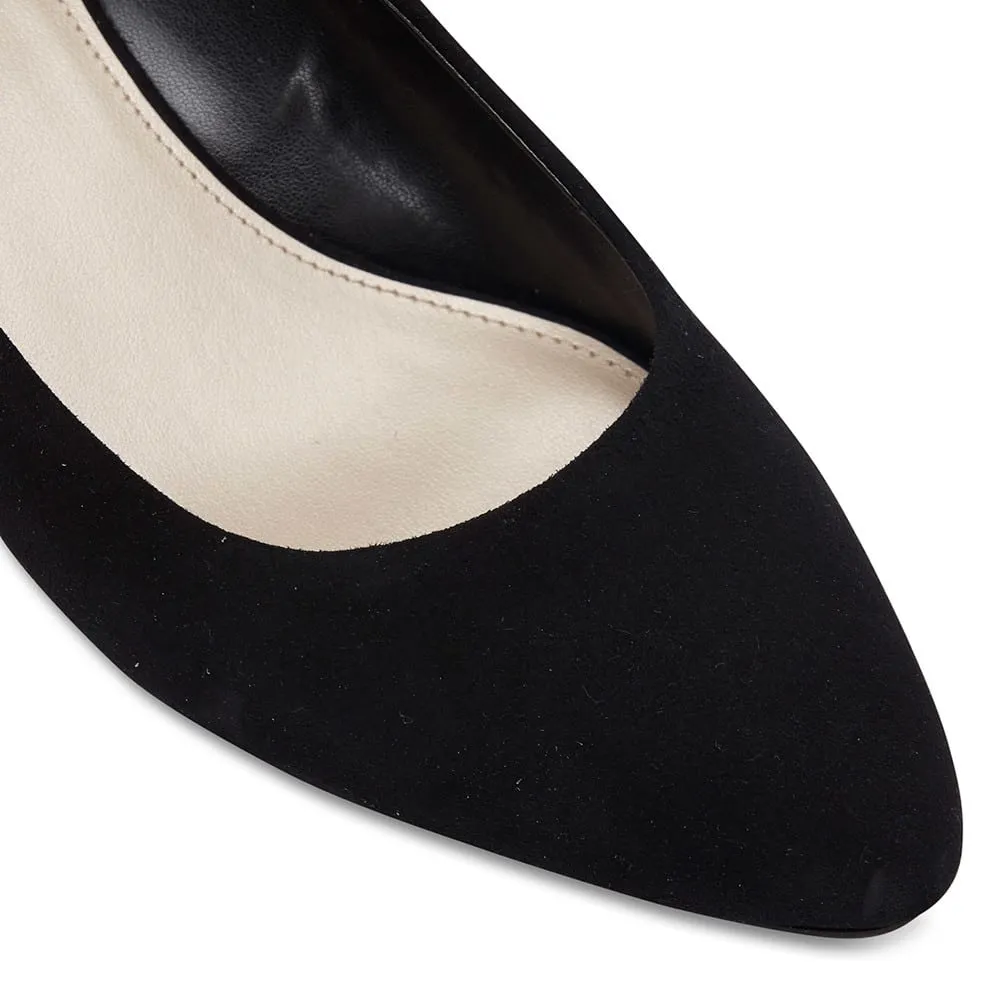 Henry Heel in Black Suede
