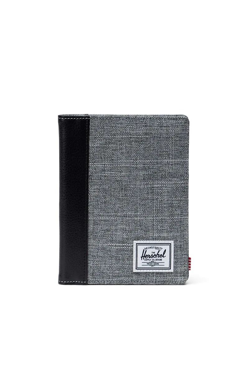 Herschel - Raynor Passport Holder in Raven Crosshatch