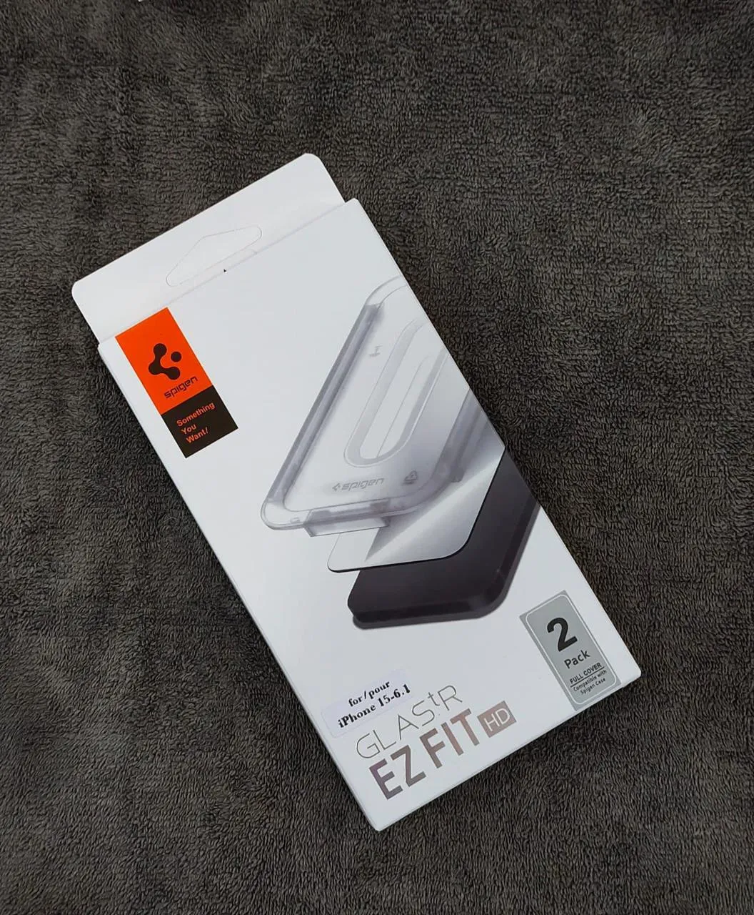 iPhone 16 Edge to Edge Black Border Tempered Glass 9H Hardness - Pack of 2