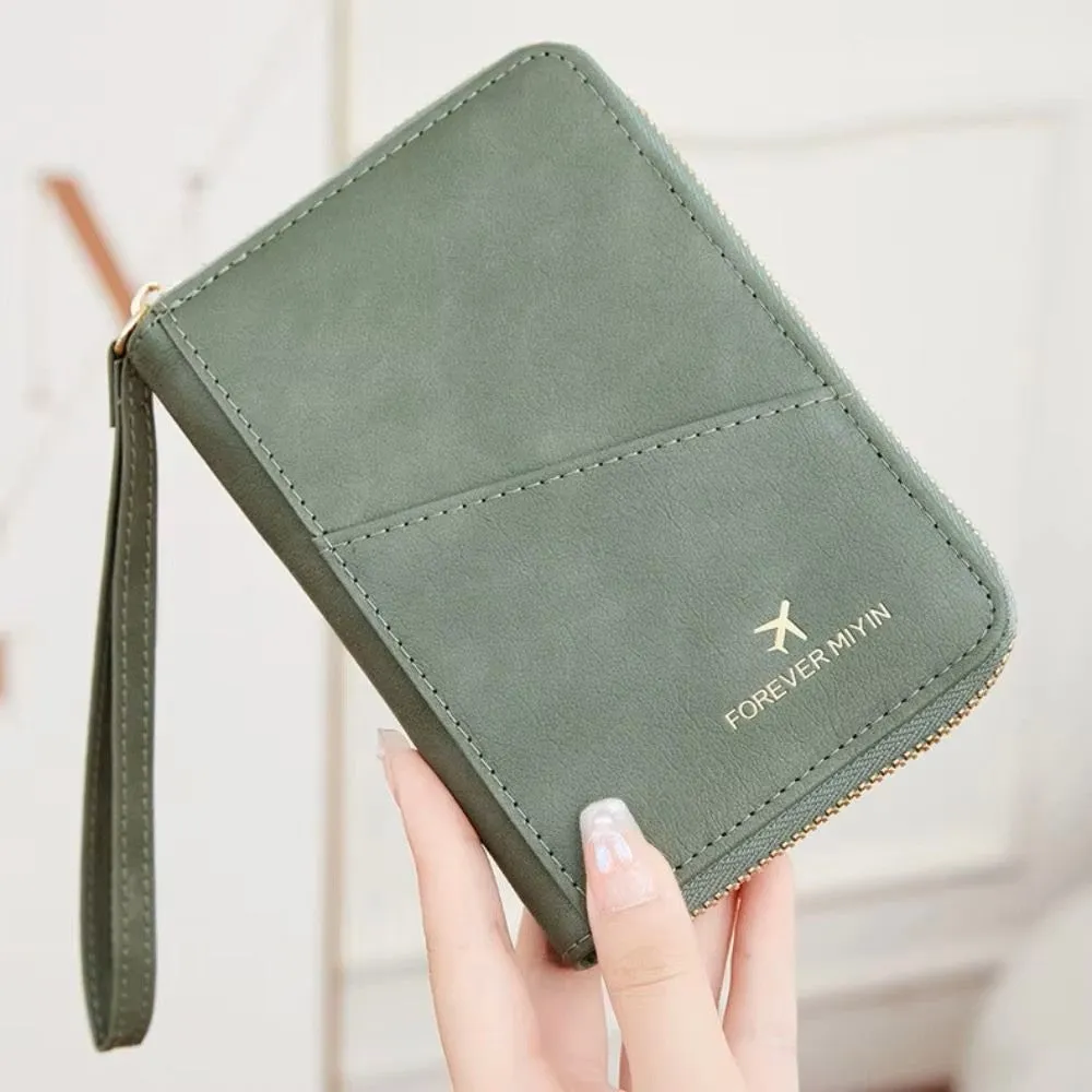 Light | RFID-safe travel wallet