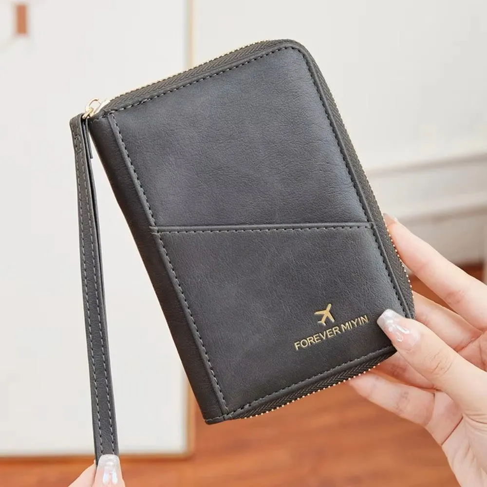Light | RFID-safe travel wallet