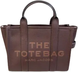 Marc Jacobs The Leather Medium Tote Bag (GANACHE)