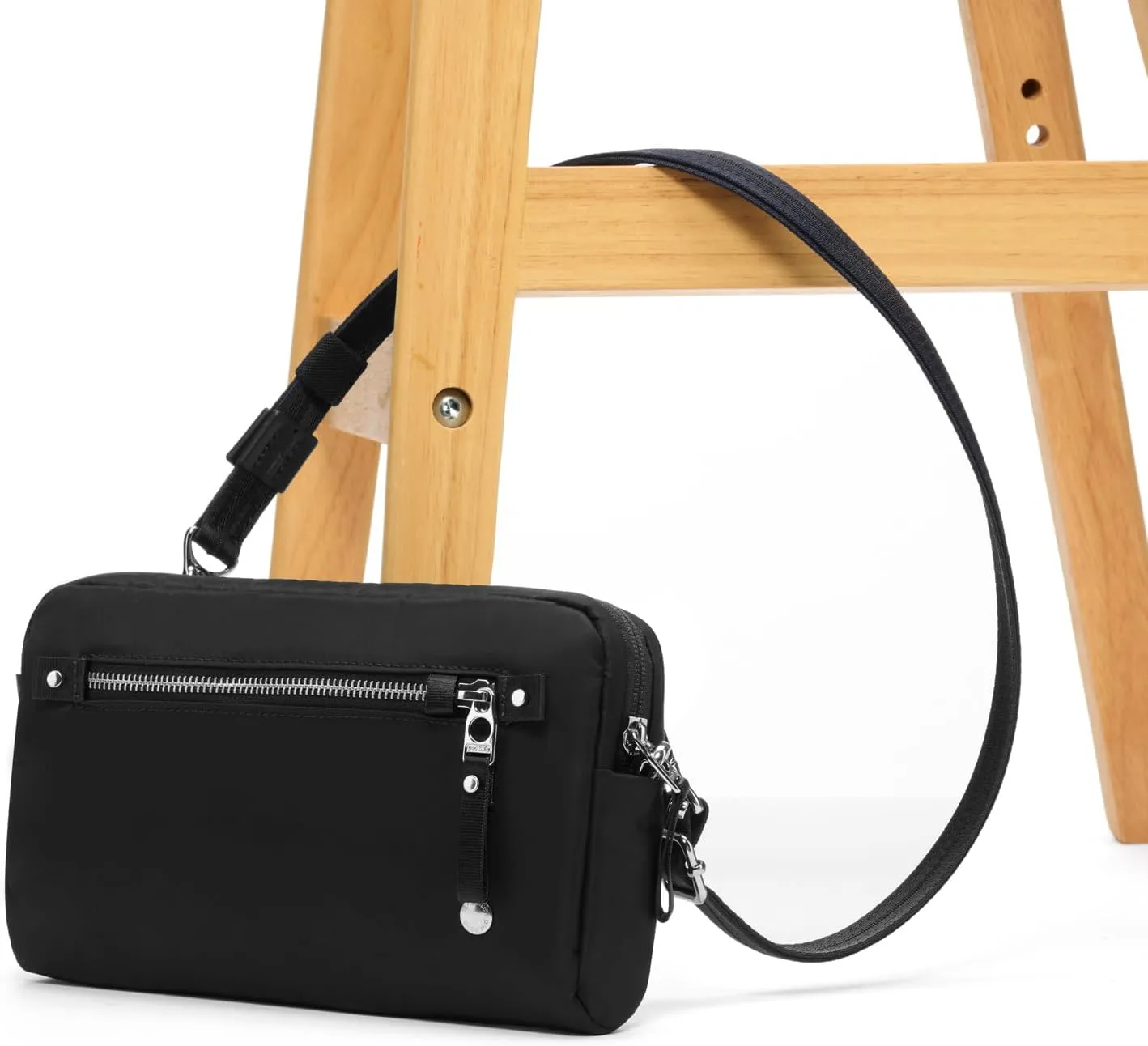 Pacsafe W Anti Theft 3-in-1 Sling
