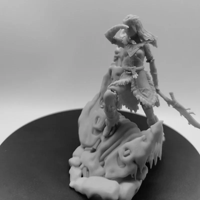 Resin Figure  Action RPG Horizon Zero Dawn Aloy 1/24 Scale 85mm Model Kit Miniatures GK Unassembled  and Unpainted Diorama Toys
