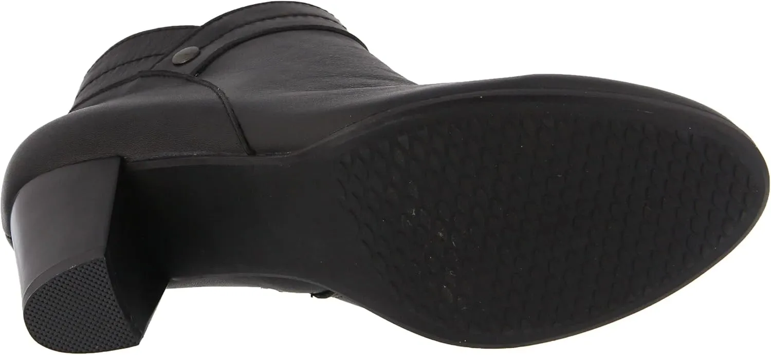 Spring Step Women's Itilia Ankle Bootie