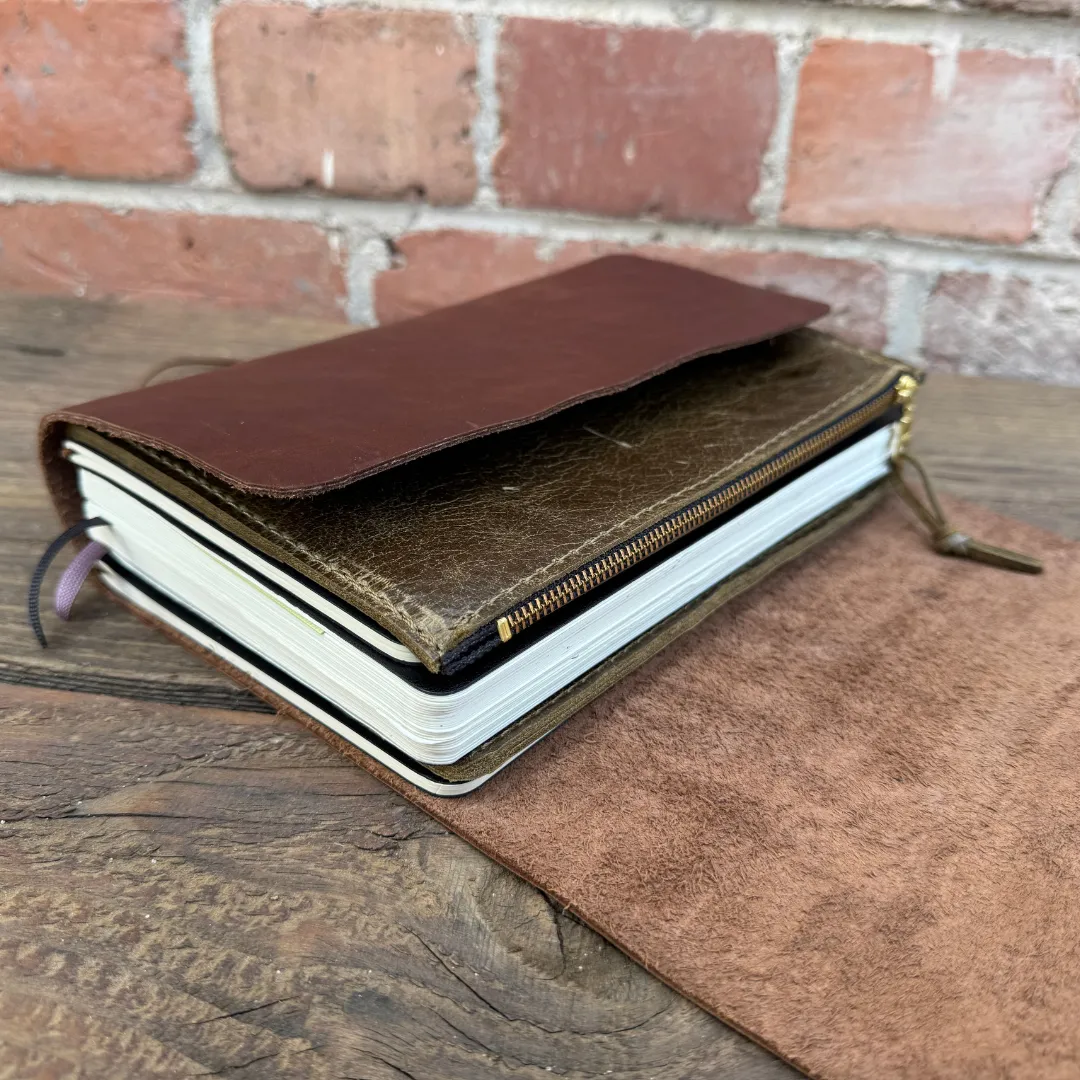 The Leather Companion - Weathered Pine