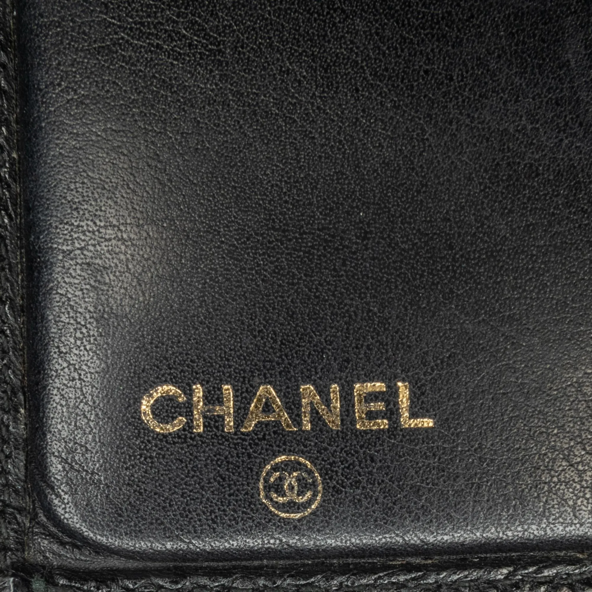 Top Quality Chanel CC Caviar Bi Fold Card Holder (SHG-GcMVGD)
